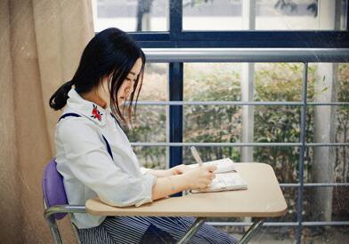 1508400935753420.jpg 加拿大留学 如何才能成为学霸?